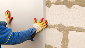 Doubler un mur pour une meilleure isolation thermique