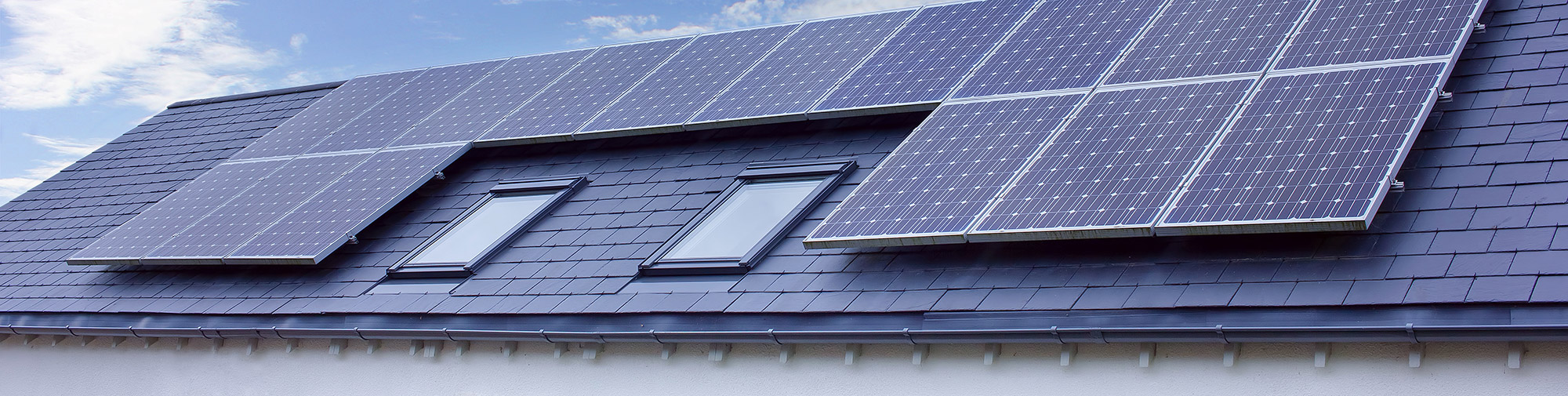 Les aides à l'installation de panneaux solaires en 2022 - La Maison Des  Travaux